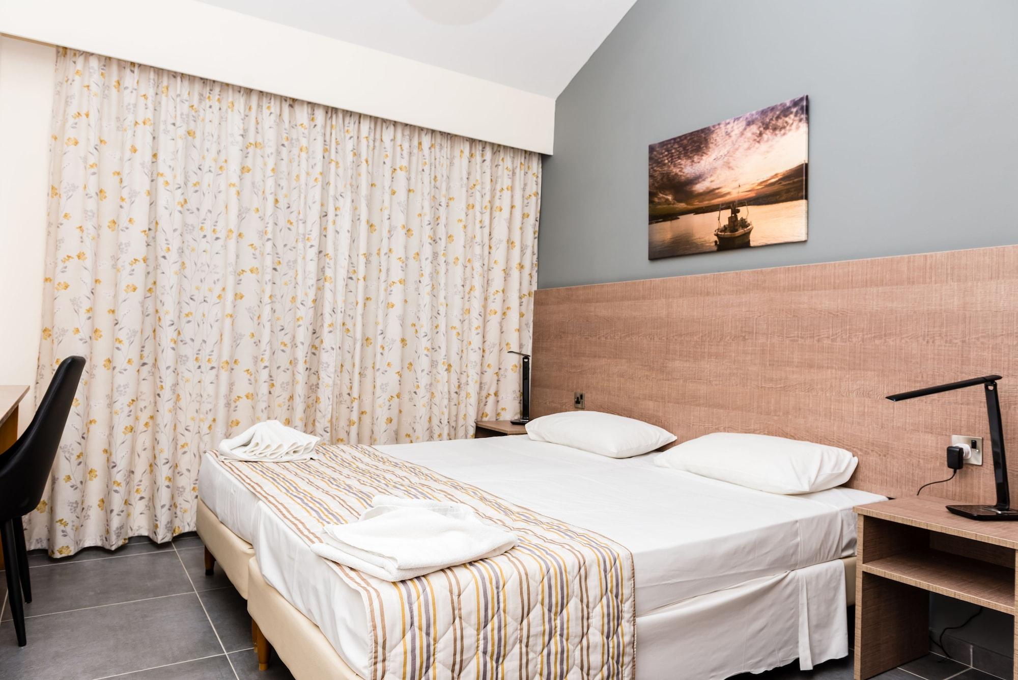 Helios 2 Apartment Paphos Luaran gambar
