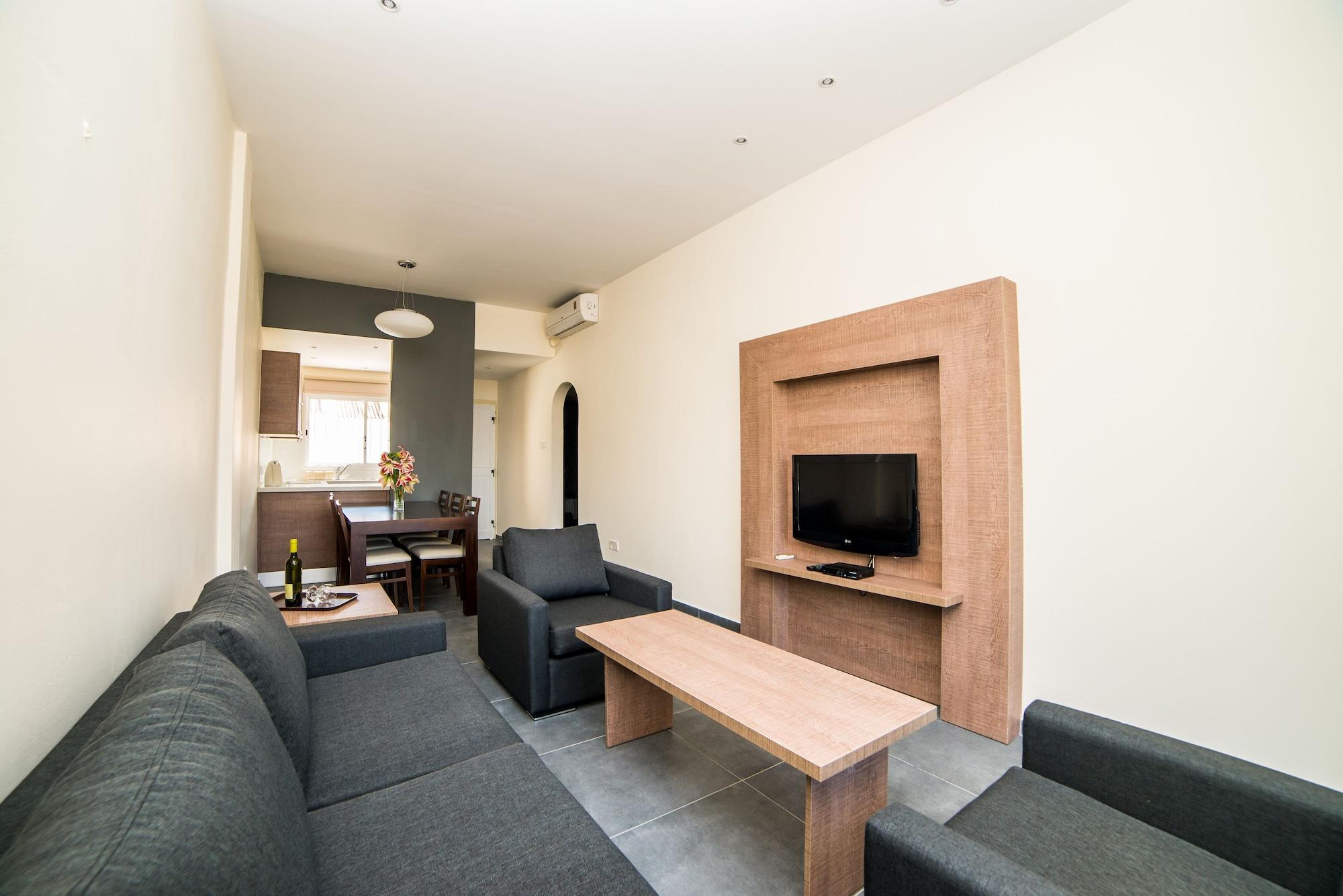 Helios 2 Apartment Paphos Luaran gambar