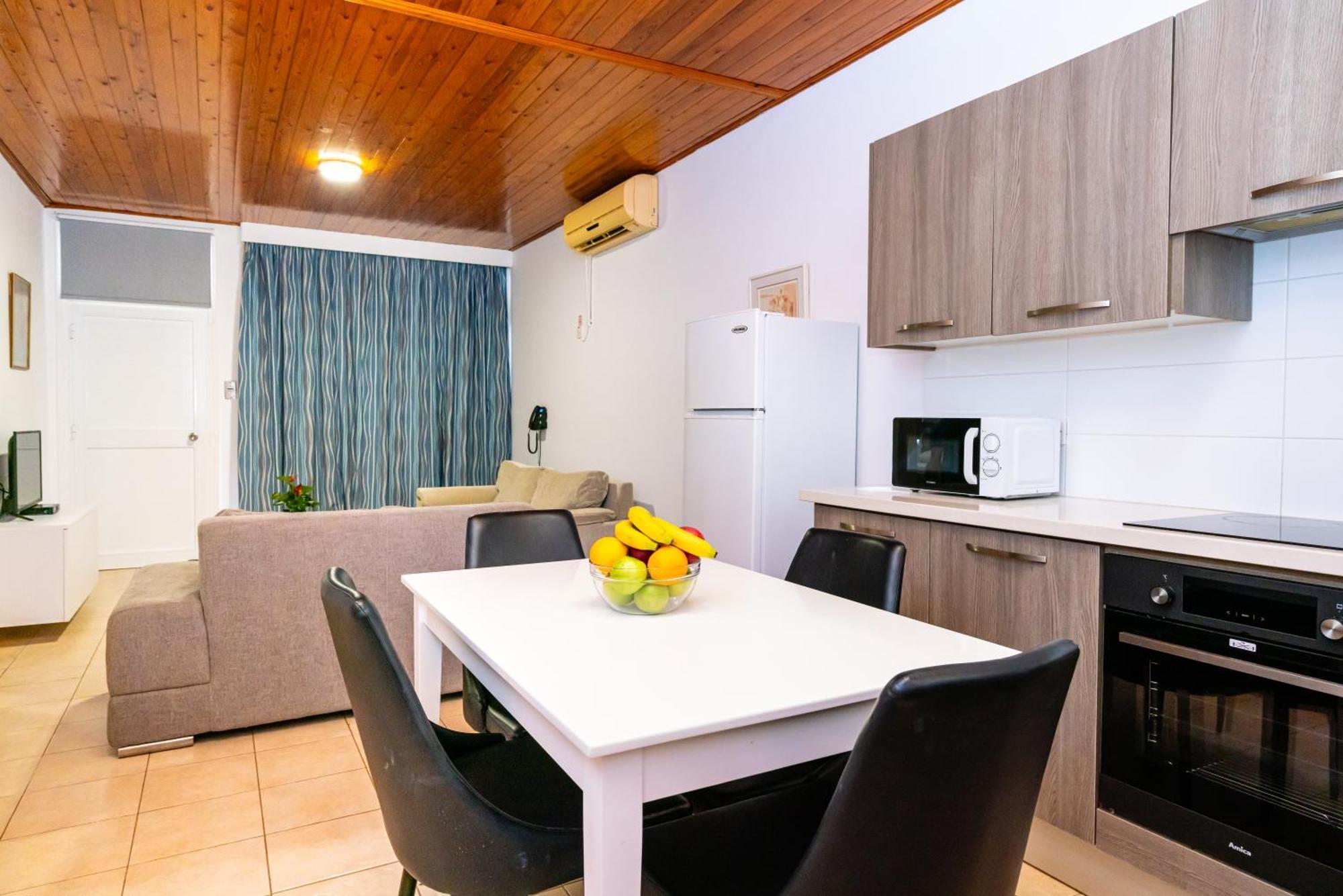 Helios 2 Apartment Paphos Luaran gambar