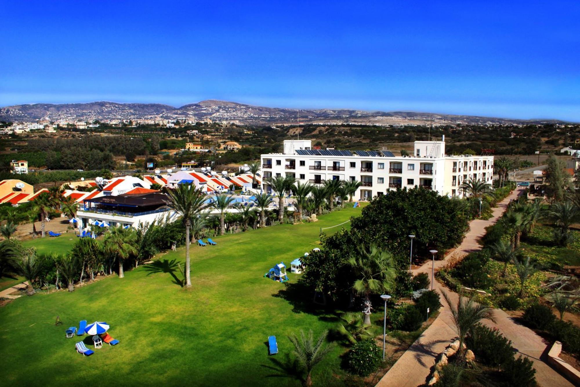 Helios 2 Apartment Paphos Luaran gambar